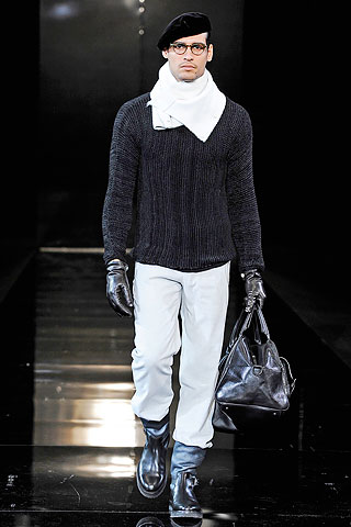 Giorgio Armani / - 2010-2011